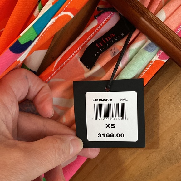 Trina Turk summer dress - Picture 3 of 10